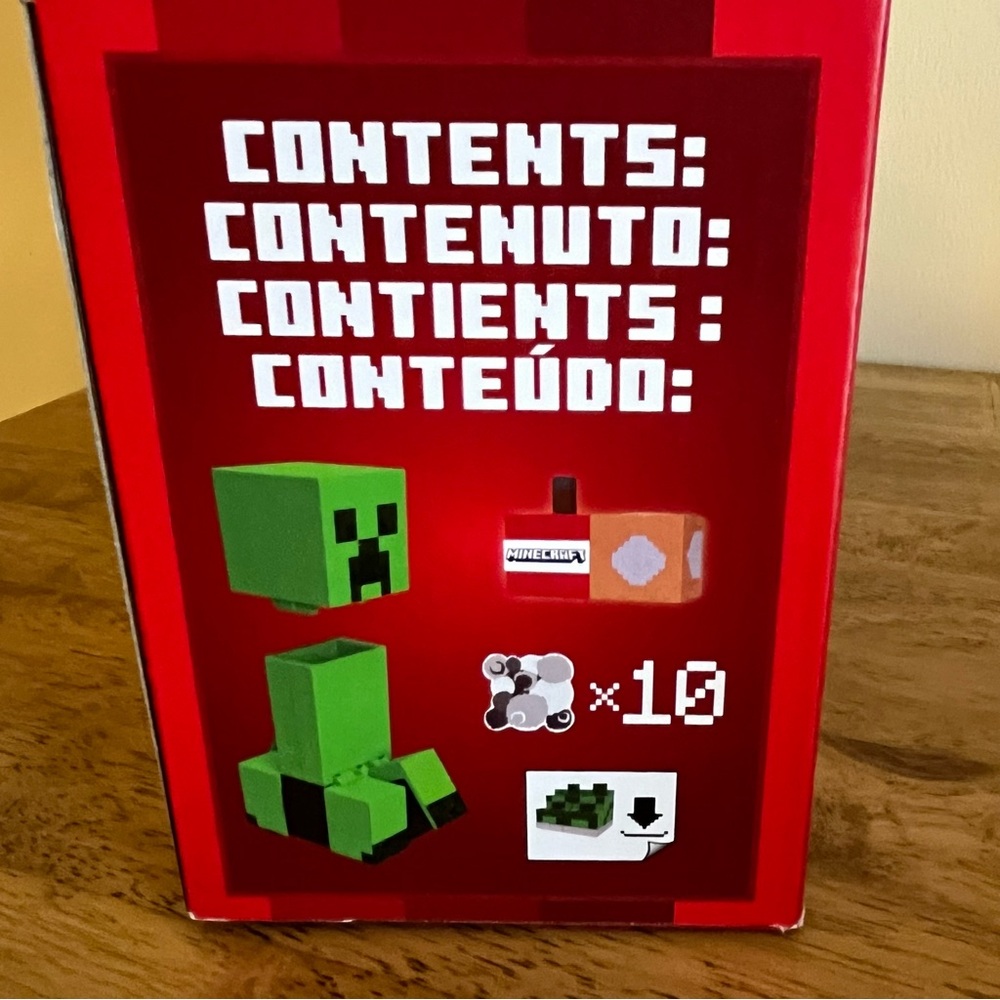 Minecraft Exploding RC Creeper Toy with Remote Control - Picture 3 of 5